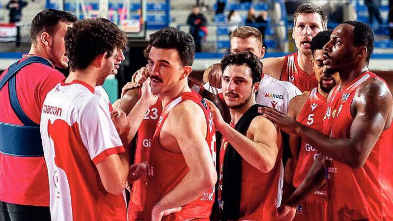 Pistoia,  un rullo compressore