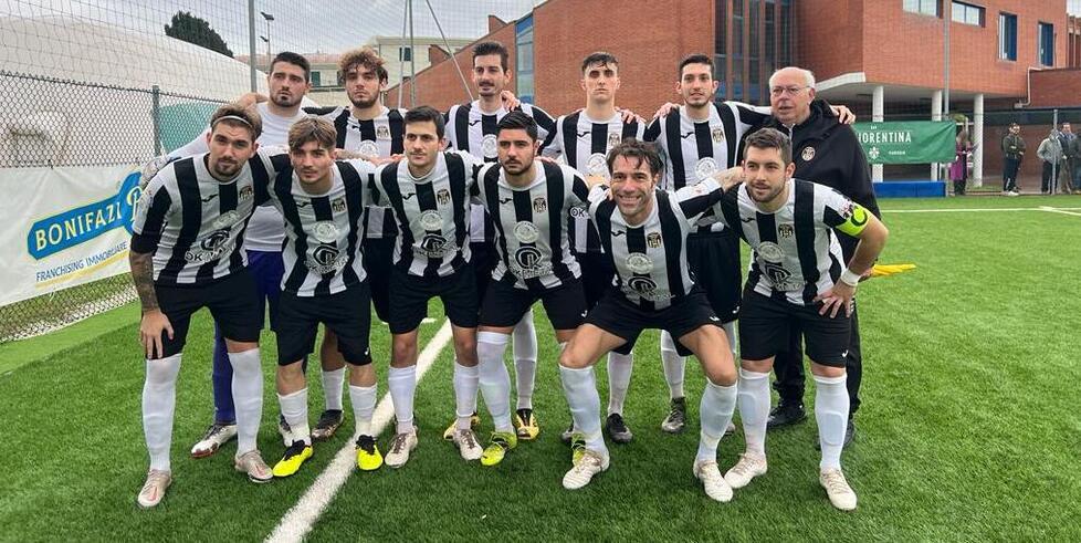 Pietrasanta e Viareggio avanti tutta. Colpo esterno del Forte dei Marmi 