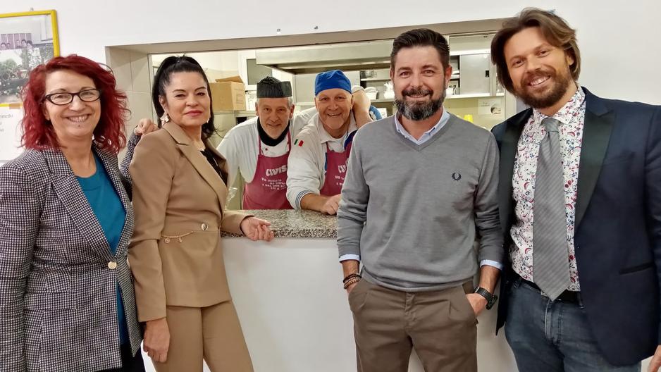 Codigoro, ovazione per i vigili del fuoco