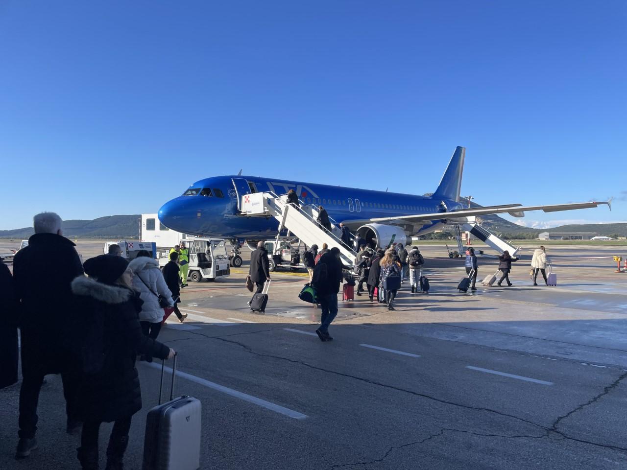 Aeroporto di Alghero, un accordo salva-estate 