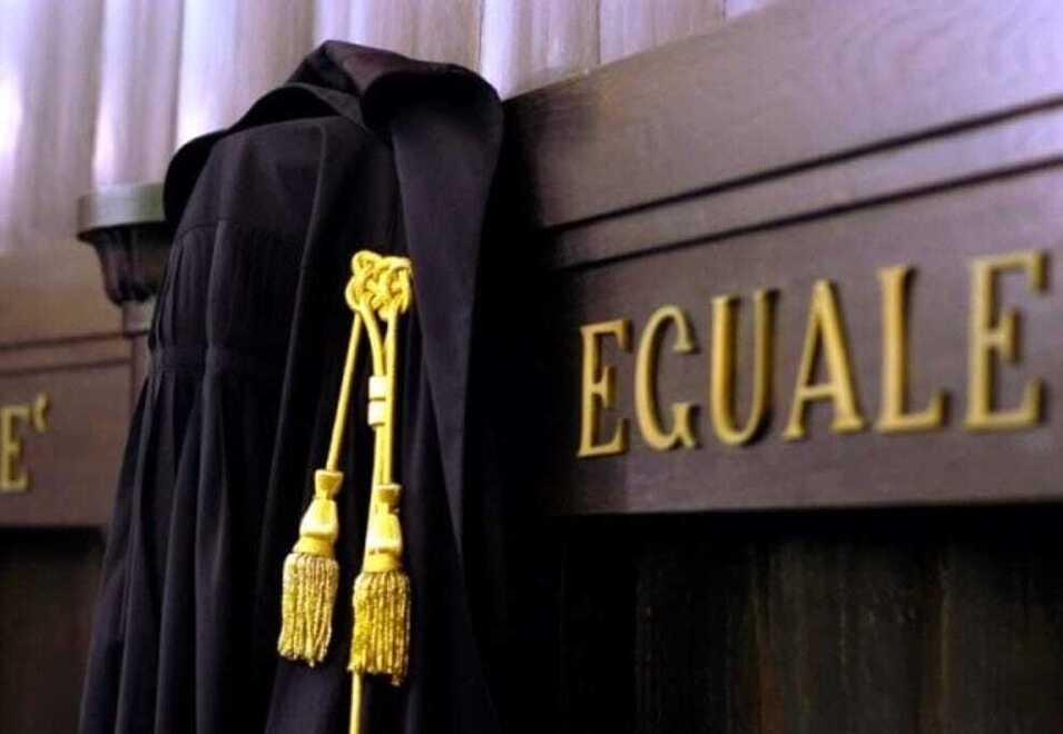 Foto pedopornografiche&nbsp; di minorenni sul cellulare Un 24enne finisce a processo