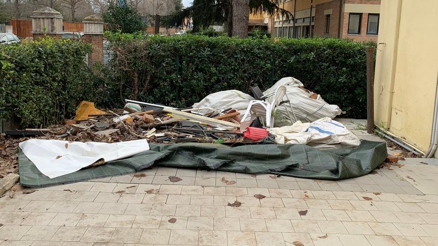 Grosseto, il tetto crollò nel 2021: il centro anziani ancora tra le macerie