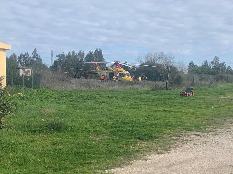 Incidente sul lavoro a Posada, gravemente ferito un muratore di Mamoiada