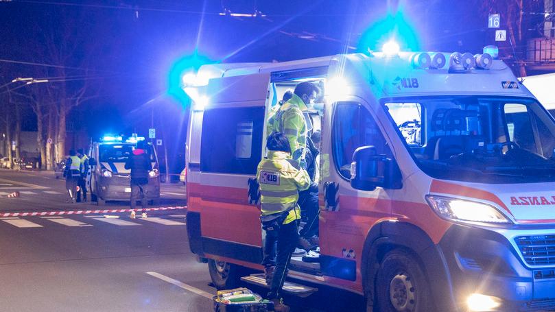 Modena. Gravi ma stazionarie le due ragazze investite dal suv in viale Monte Kosica