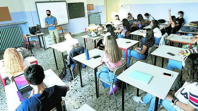 Ferrara, boom di iscritti al Carducci. Pochi nati, primarie in sofferenza
