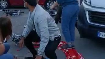 Prato, pestaggio davanti al pronto moda: a giudizio il gruppo dei picchiatori