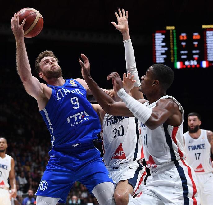 Basket, la febbre azzurra di Livorno: venduti già settemila biglietti