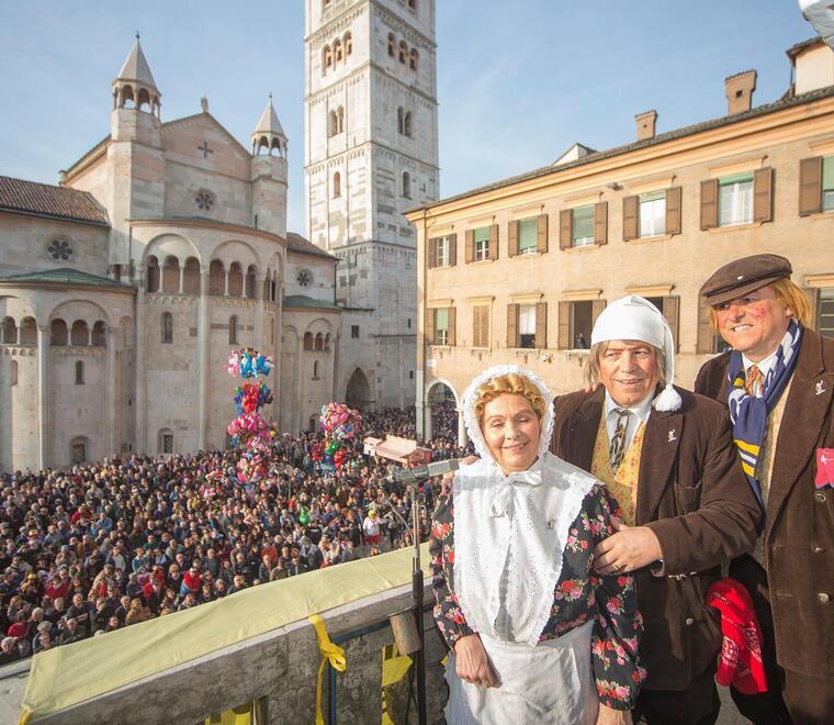 «A Modena maschere da tutta Italia Lo sproloquio? Spazio alla Pulonia»