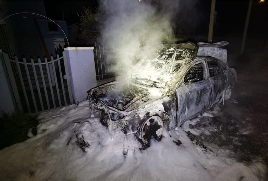 Il sindaco di Bono: «L’attentato non mi ferma, vado avanti con più forza»