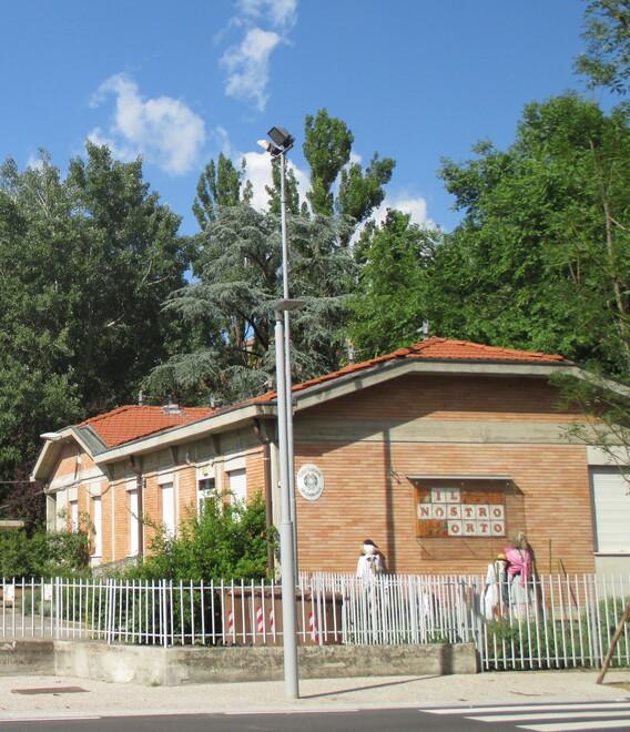 Amianto zero a fine estate in tutti gli edifici scolastici della città