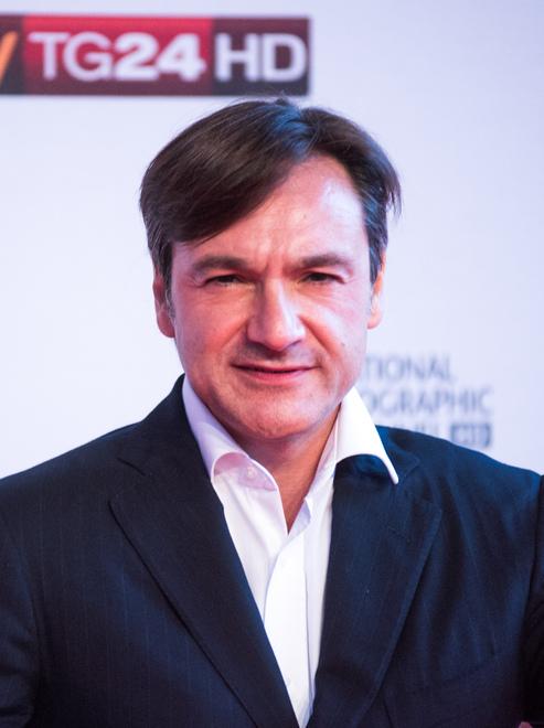 Fabio Caressa di Sky presenta il suo libro ad Albinea: «Devo al calcio più o meno tutto»