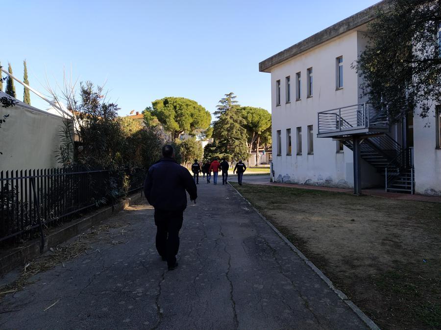 
	Gli agenti della polizia sul posto

