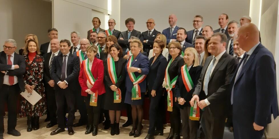 Arzachena e Alghero in lizza per lo status di città balneare