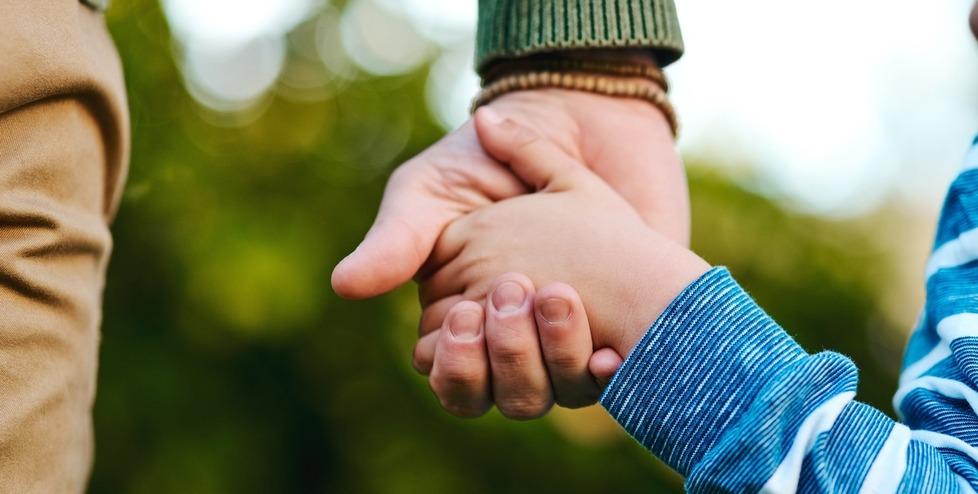 I giudici di Sassari: «Coppie separate, l’assegno unico va condiviso» 