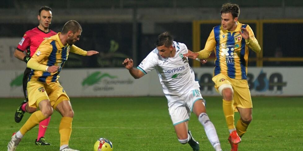 Olbia, fiducia all’allenatore Occhiuzzi. Il diesse Tatti: «Non è a tempo»