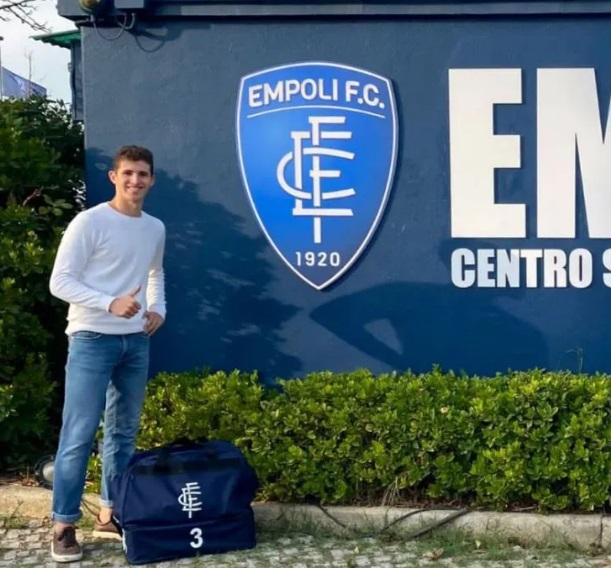 
	Asier Izquierdo al suo arrivo a Empoli

