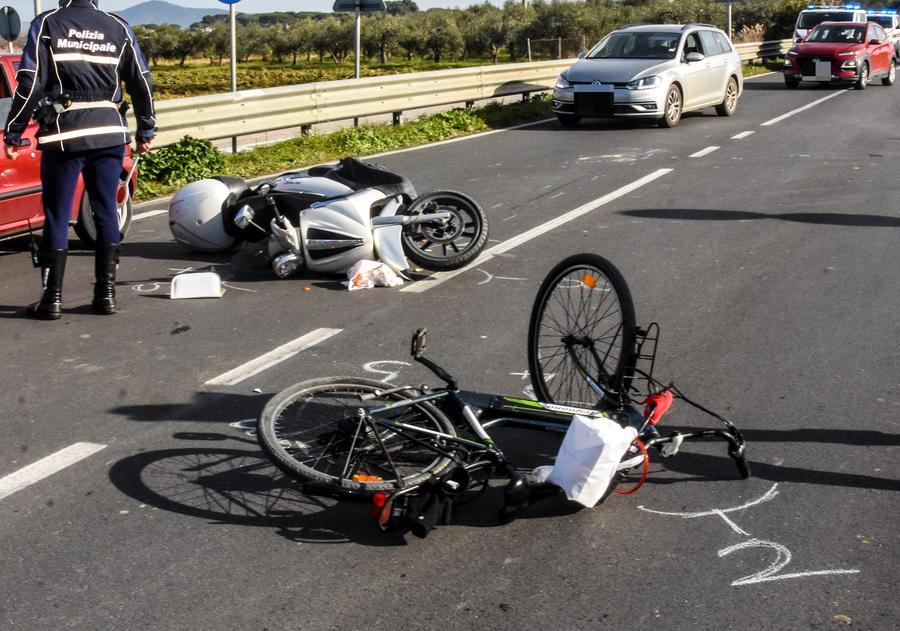 
	L'incidente (Foto Agenzia BF)


