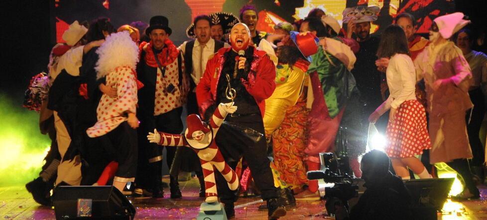 Da domani in regalo con Il Tirreno la storia della musica di Carnevale