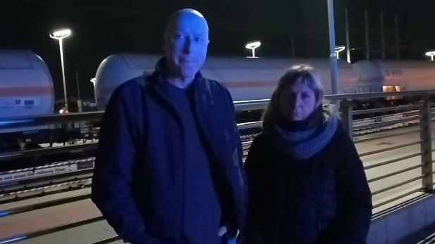 Marco Piagentini e Daniela Rombi ieri in stazione