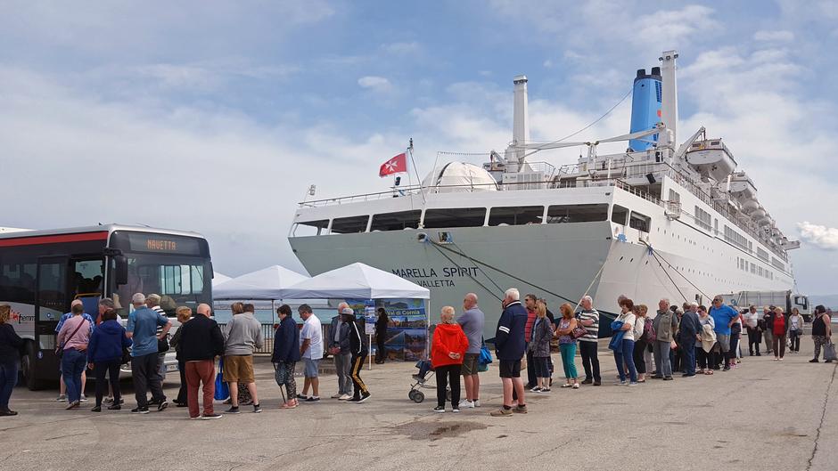 Tra crociere e traghetti il turismo di Piombino ed Elba vale oltre 9 milioni di passeggeri