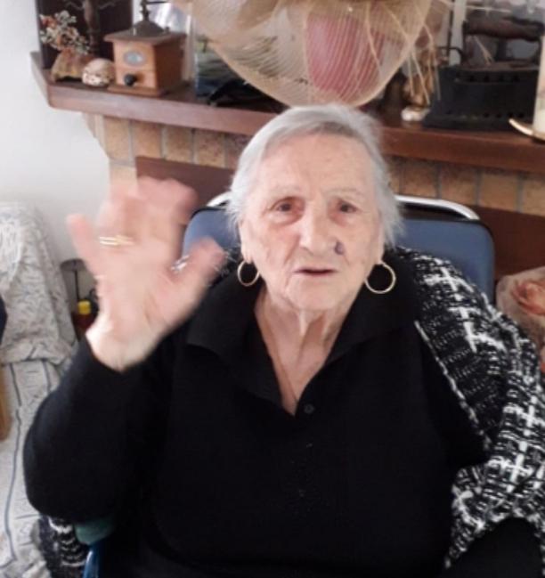 È la super nonna dei record. Irene Pera ha festeggiato 107 anni