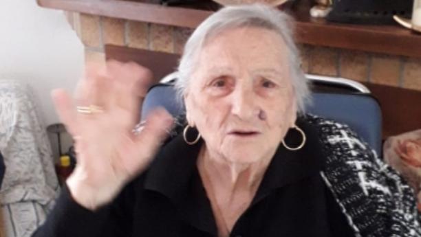 È la super nonna dei record. Irene Pera ha festeggiato 107 anni
