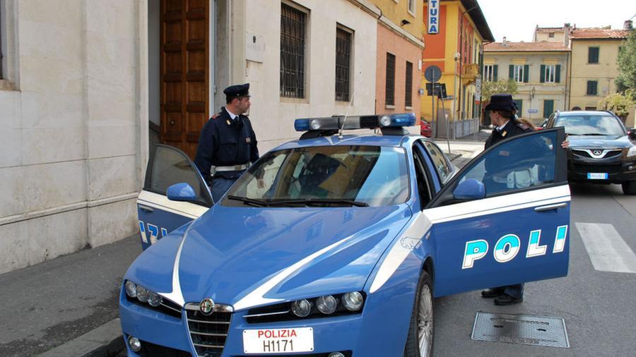Condannato per pedopornografia, arrestato noto dj 70 mentre mette i dischi