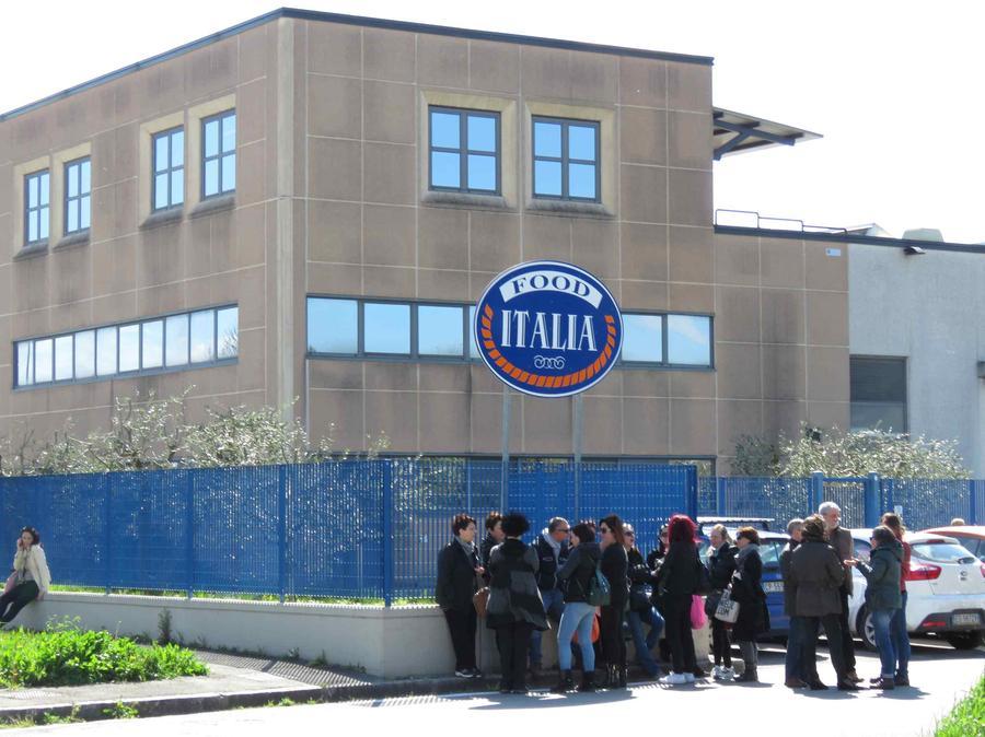 
	Lo stabilimento di via Facibeni a Casale che produce pizze

