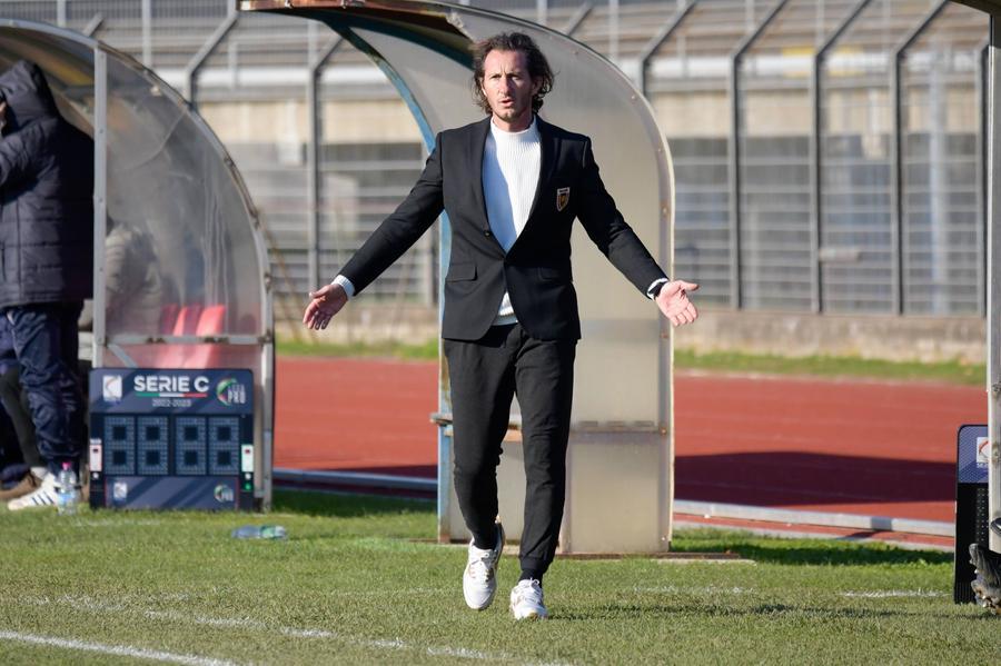 
	L'allenatore della Reggiana Aimo Diana

