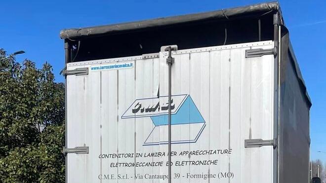 Formigine Ritrovato il furgone rubato «Forse è stato usato per altri furti»
