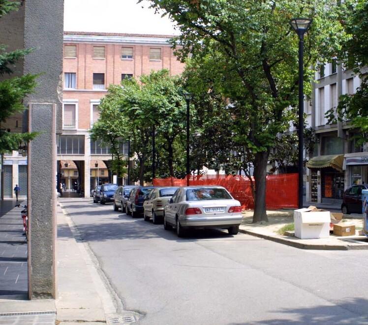 Ferrara, il Conservatorio ai Bagni Ducali, Mura inclusive e nuove piazze