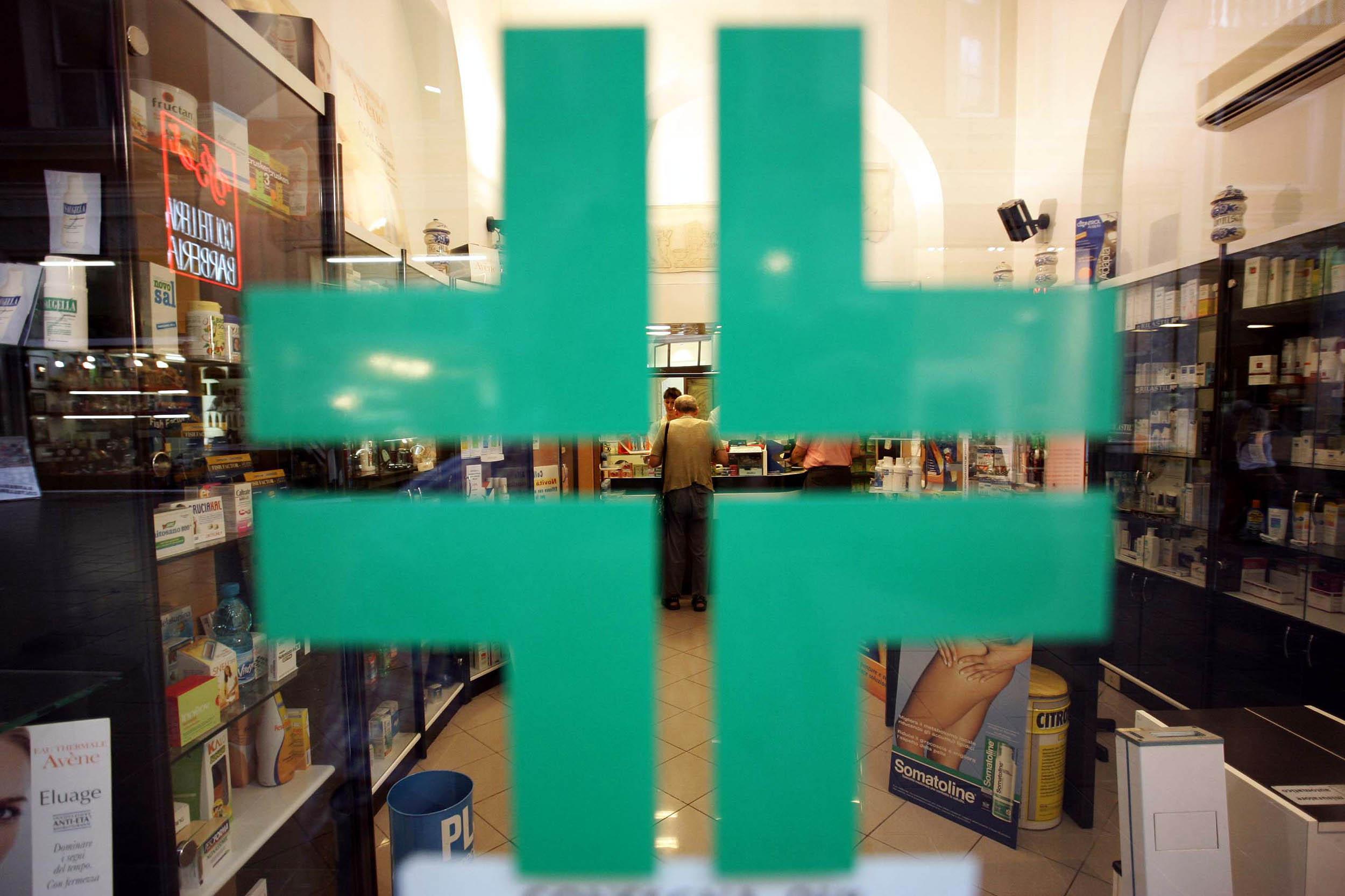 Payback, Firenze chiede alle farmacie 900mila euro: FarmaLucca diffida la Regione