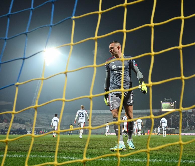 Cagliari a Modena un passo falso  ma anche tante recriminazioni 