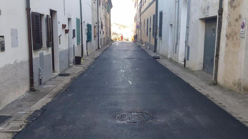 Nella foto l’asfaltatura realizzata in via Malatesta a Riglione