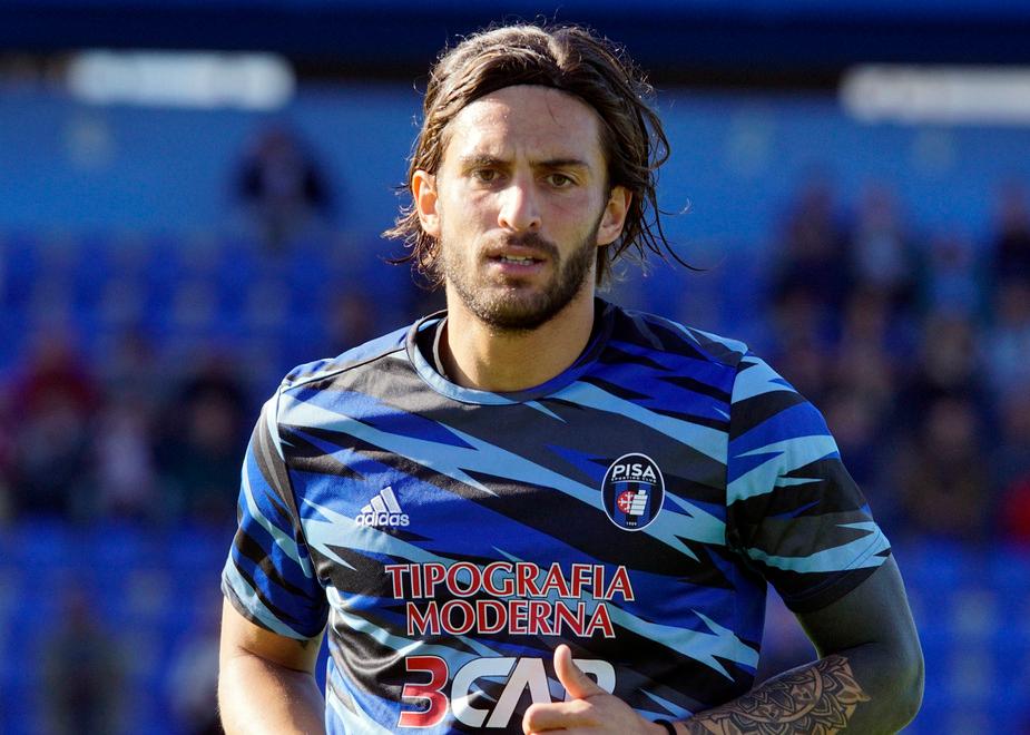 Bomber Ernesto Torregrossa