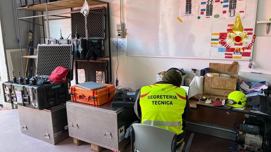 Terremoto, cinquanta vigili del fuoco in partenza da Pisa per aiutare la Turchia in ginocchio 