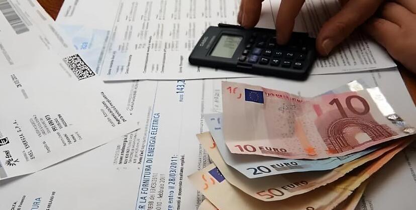 «Mercato tutelato, gas in calo» La ricetta contro bollette choc