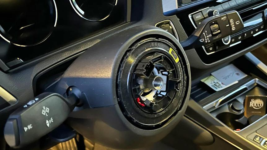 Ferrara, auto danneggiate e componenti rubati. Serie di furti tra San Giorgio e Villa Fulvia