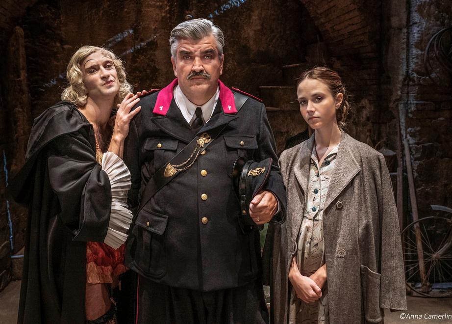 Modena. Quanta umanità si scopre mentre fuori cadono bombe