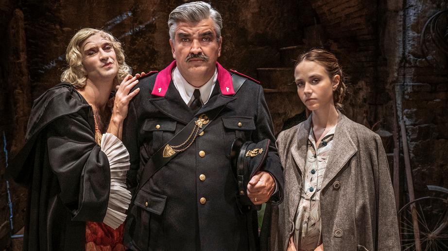 Modena. Quanta umanità si scopre mentre fuori cadono bombe