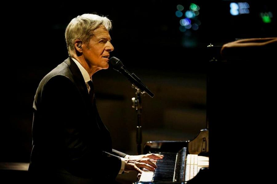 Claudio Baglioni fa tappa al Valli: «Ora mi godo la meraviglia dei teatri»