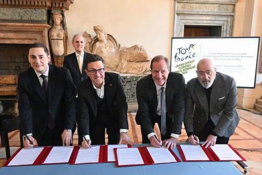 Tour de France, all’ambasciata di Francia la firma del protocollo per la “Grand Départ Firenze-Emilia Romagna”