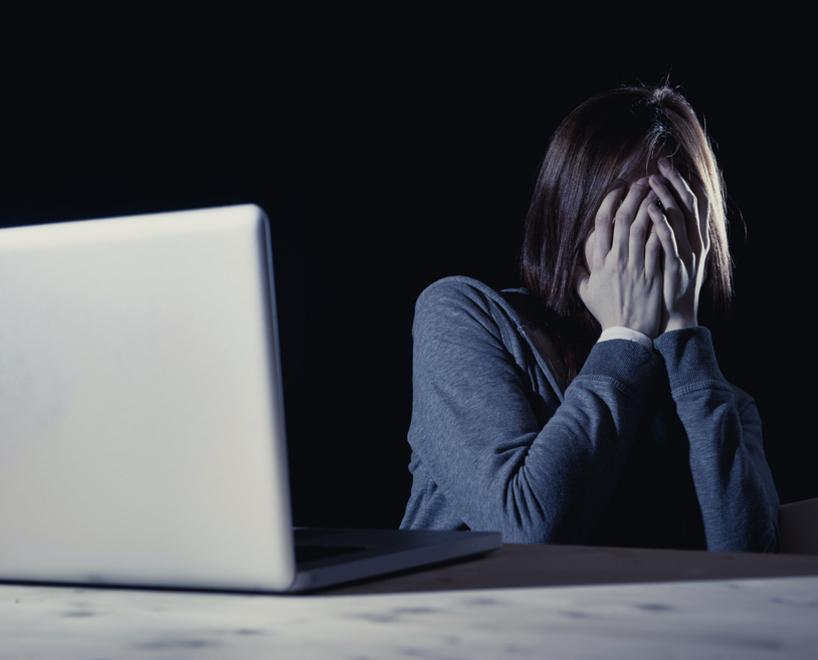 Pontedera, ragazzi bullizzati sui social: archiviazione per l’influencer