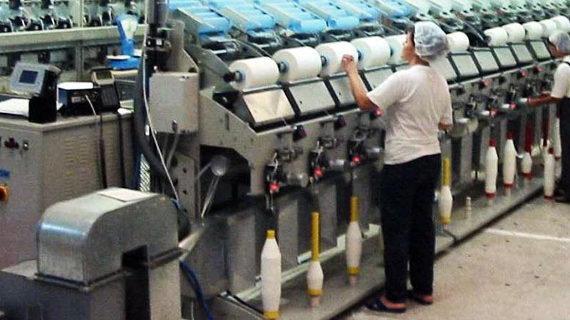 Il distretto pratese registra un +6,8%: tessile e meccanotessile trainano
