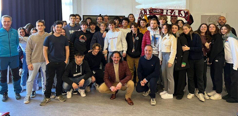 «La maglia, Treviso, i miei derby». Così Protti conquista gli studenti dell’Enriques