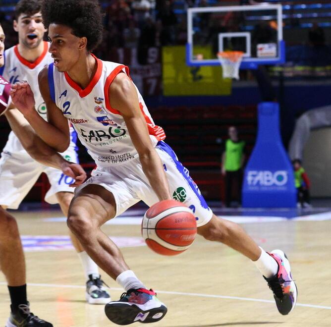 Bechi e quel regalo ai suoi ex compagni. «Che emozione battere la Pielle»