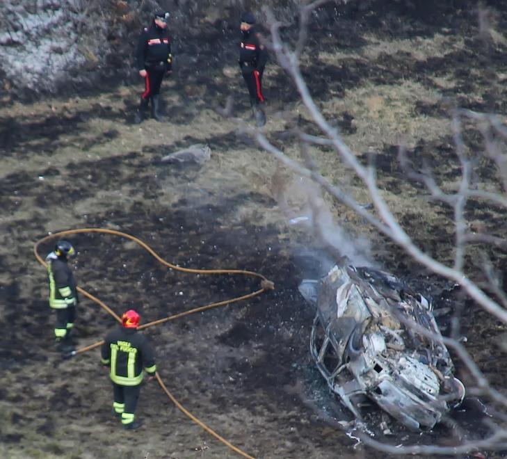 Morta carbonizzata, presi campioni da casa per fare il test del Dna