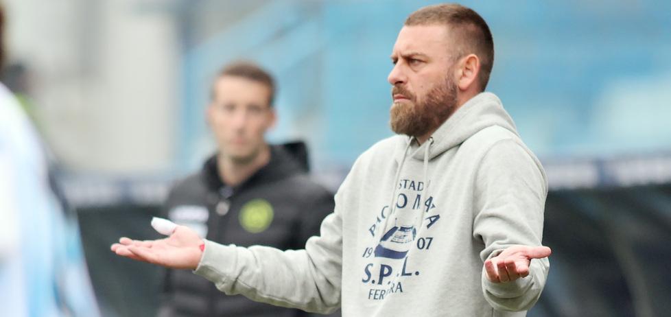 Ferrara, De Rossi sfoglia la margherita