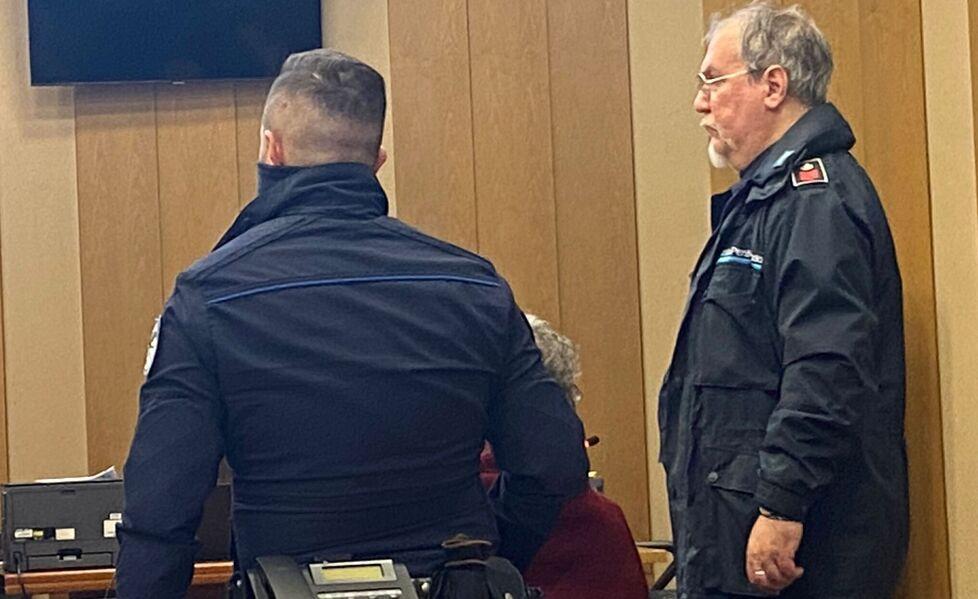 Aveva 320 file pedopornografici: assolto dall’adescamento di minori