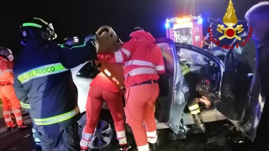 Villamar, scontro fra due auto: 4 persone ferite, una è gravissima